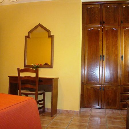 Hotel Rural Pepe Alvarez Trevélez Exteriör bild