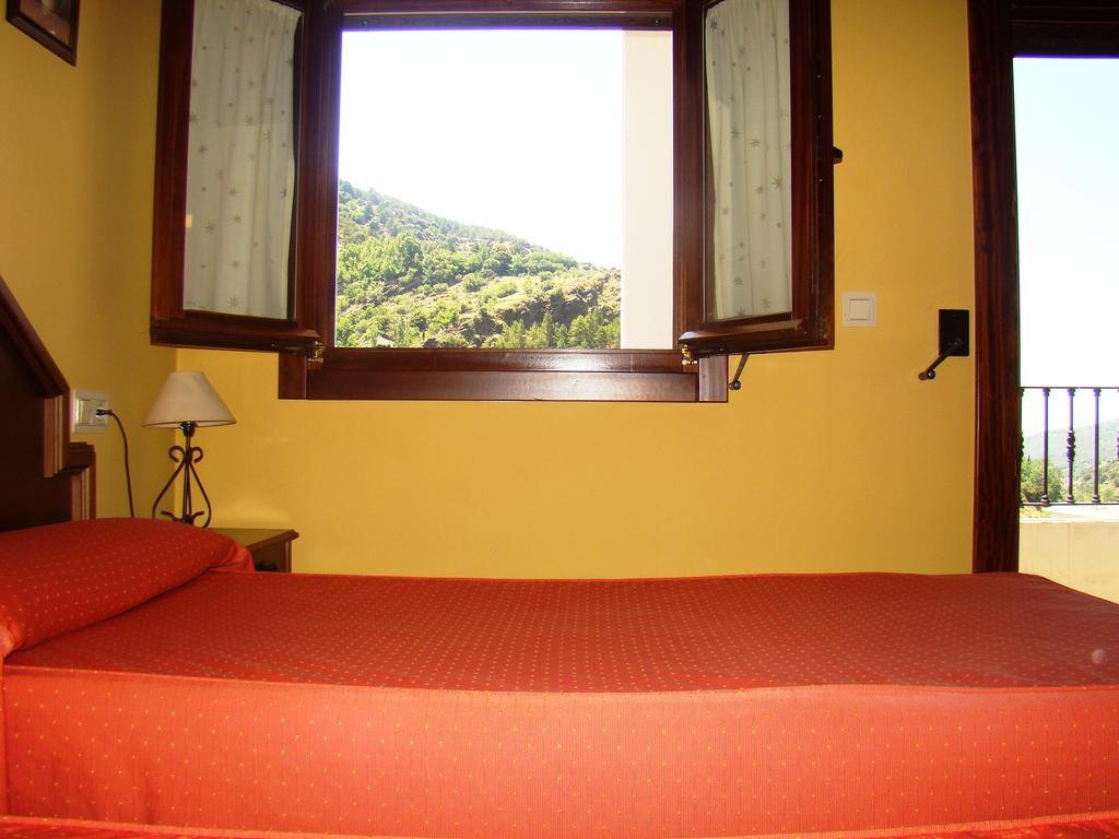 Hotel Rural Pepe Alvarez Trevélez Rum bild